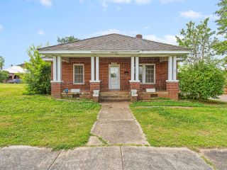 Foreclosed Home - 100 CURTIS AVE, 29666