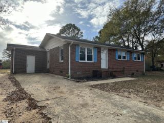 Foreclosed Home - 160 RICH DR, 29669