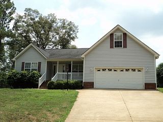 Foreclosed Home - 611 GROCE MEADOW RD, 29687