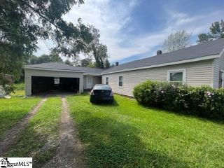 Foreclosed Home - 203 WEST RD, 29690