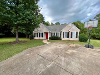 Foreclosed Home - 306 ROYAL AVE, 29691