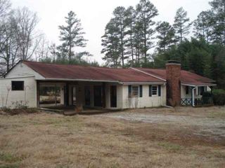 Foreclosed Home - 640 HESSE HWY, 29693