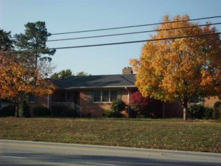 Foreclosed Home - 1002 ANDERSON DR, 29697