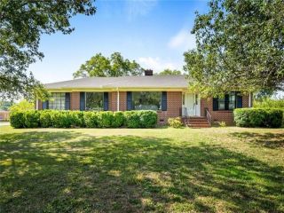 Foreclosed Home - 1401 HAMMOND AVE, 29697