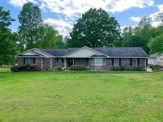 Foreclosed Home - 112 GARDEN LAKES DR, 29702