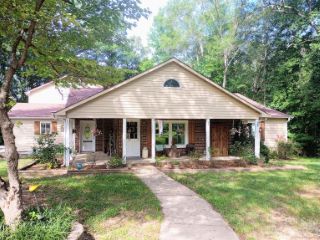 Foreclosed Home - 2805 KINGSBURRY RD, 29710