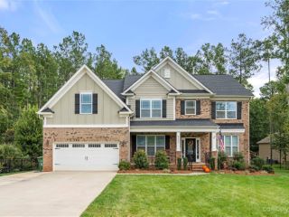 Foreclosed Home - 5000 MILL CREEK RD, 29710