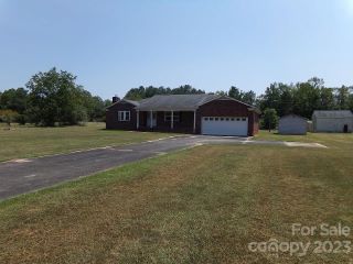 Foreclosed Home - 5020 WYLIES MILL RD, 29712