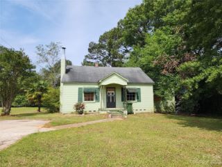 Foreclosed Home - 804 NICHOLS RD, 29720