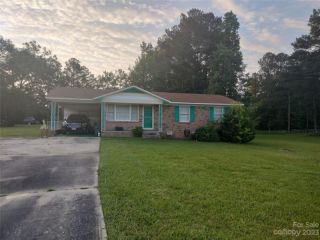 Foreclosed Home - 2335 COUNTRY CLUB DR, 29720