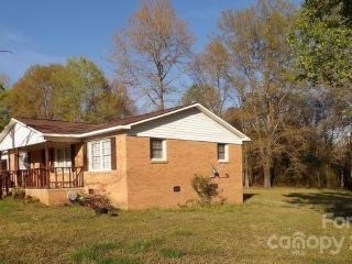 Foreclosed Home - 2837 OAKLAND DR, 29720