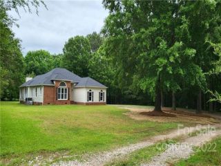 Foreclosed Home - 3367 CHESTER HWY, 29726