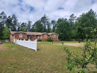 Foreclosed Home - 3291 AIRPORT RD, 29728