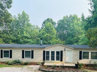 Foreclosed Home - 9040 KINGS DR, 29745