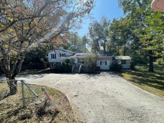 Foreclosed Home - List 100895187