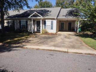 Foreclosed Home - 225 E MIDDLEBURY LN SW, 29803