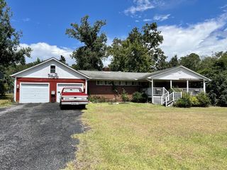 Foreclosed Home - 200 PINENEEDLE RD, 29812