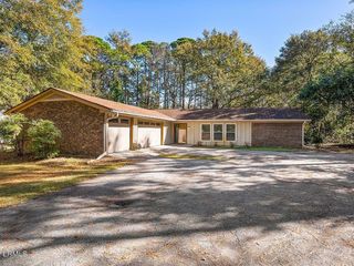Foreclosed Home - 128 WADE HAMPTON DR, 29907