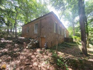 Foreclosed Home - 1480 PINEVIEW LN NW, 30012