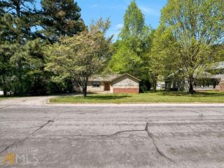Foreclosed Home - 4229 BRANDY LN SE, 30013