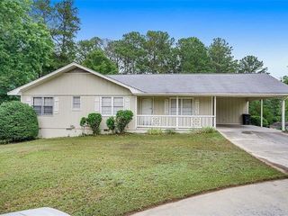 Foreclosed Home - 2137 HIGHWAY 138 NE, 30013