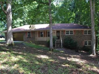Foreclosed Home - 1177 PINE KNOLL LN NE, 30013