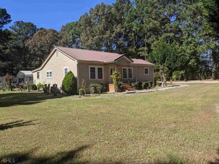 Foreclosed Home - 11761 HIGHWAY 142, 30014