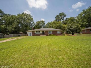 Foreclosed Home - 5187 HILLCREST DR NW, 30014