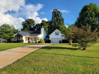 Foreclosed Home - 220 AVERY DR, 30016