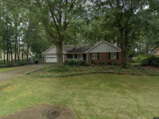 Foreclosed Home - 100 TROTTERS WALK, 30016
