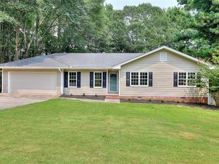 Foreclosed Home - 2030 GRAYFIELD DR, 30017