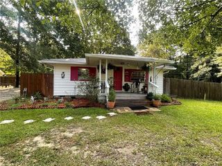 Foreclosed Home - 656 PINE GROVE AVE, 30017