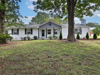Foreclosed Home - 954 TEXEL LN, 30021