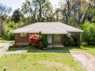Foreclosed Home - 2066 NETTIE CT, 30032