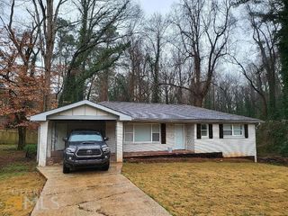 Foreclosed Home - 2945 MONTEREY DR, 30032