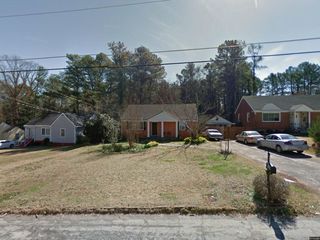 Foreclosed Home - 1624 COLUMBIA CIR, 30032