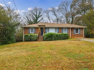 Foreclosed Home - 2238 ALPHA DR, 30032