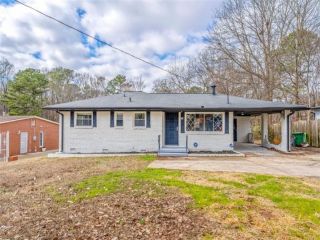 Foreclosed Home - 1625 AUSTIN DR, 30032