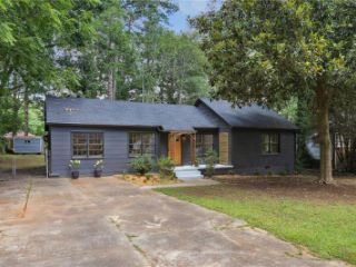 Foreclosed Home - 3495 BEECH DR, 30032