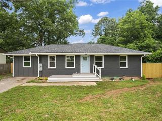 Foreclosed Home - 2127 WHITES MILL RD, 30032