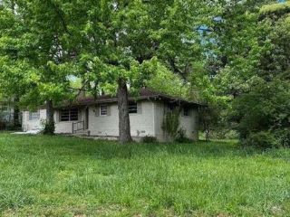 Foreclosed Home - 3865 KIRKSFORD DR, 30035