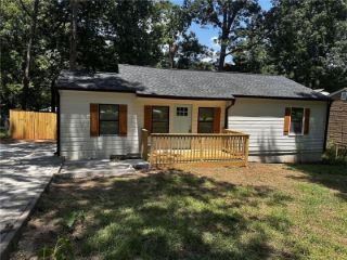 Foreclosed Home - 4172 HANES DR, 30035