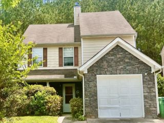 Foreclosed Home - 7113 RAVENWOOD LN, 30038