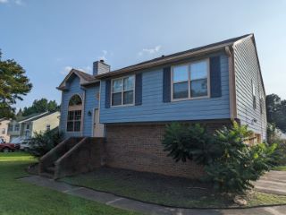 Foreclosed Home - 5617 HUNTERS CROSSING CT, 30038