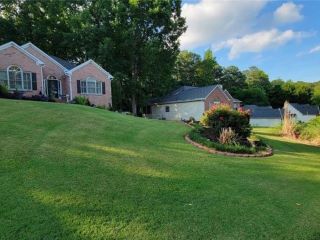 Foreclosed Home - 3780 SWEETBRIAR TRCE, 30039