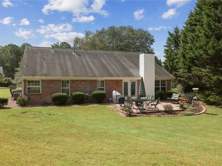 Foreclosed Home - 7615 PADDOCKS MILL DR, 30041