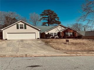 Foreclosed Home - 250 TWIN BROOK WAY, 30043