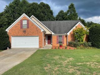 Foreclosed Home - 1349 FOUNTAIN VIEW DR, 30043