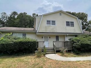 Foreclosed Home - 1274 GATEWOOD DR, 30043