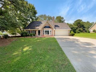 Foreclosed Home - 2141 MUSCOVY CT, 30044